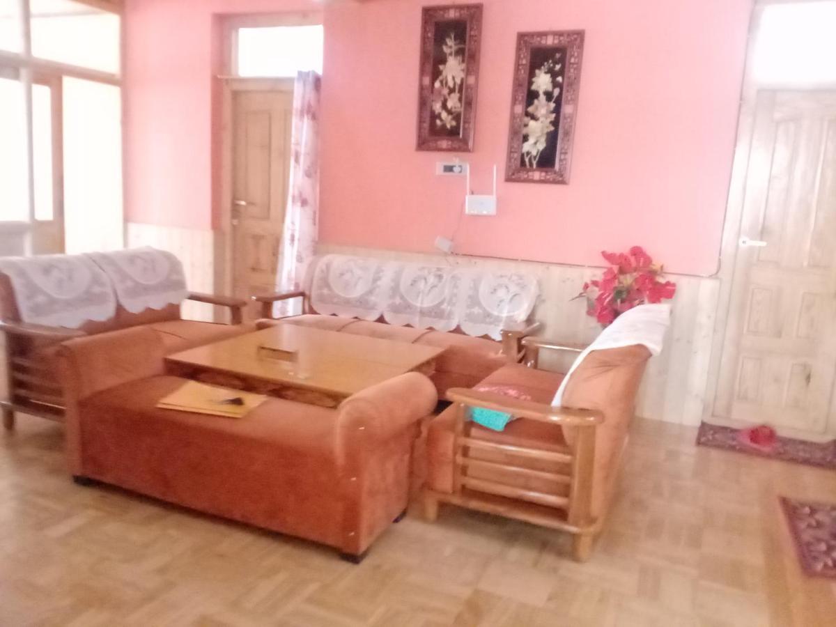 Tsabgyat Homestay Leh Exterior foto